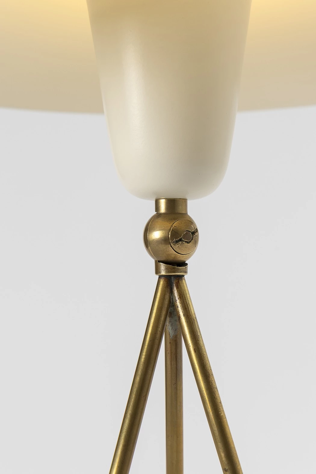 516 - Gino Sarfatti - Table light - Galerie kreo