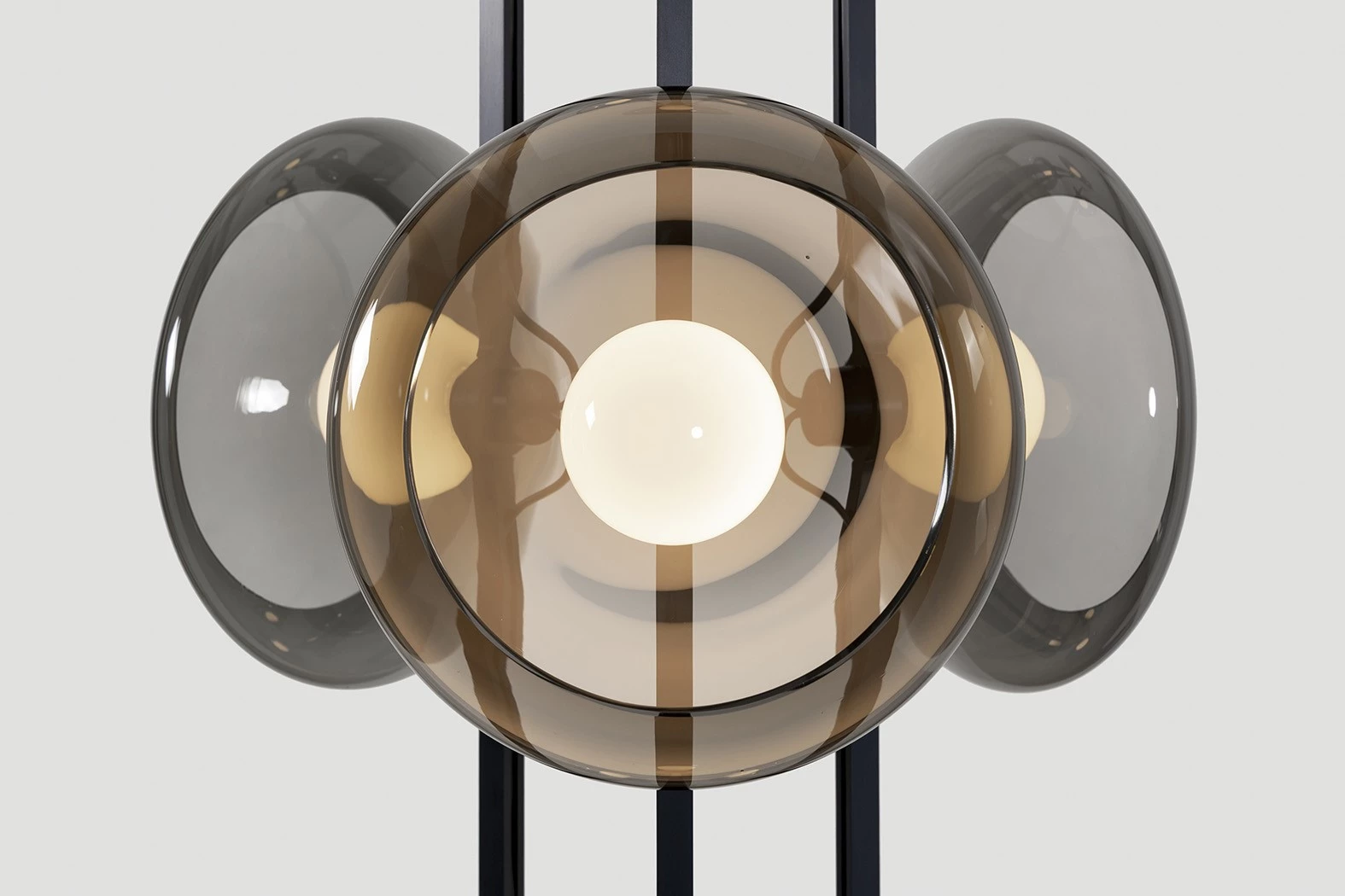 Clair-obscur MULTIPLE SMOKE - Ronan Bouroullec - Ceiling light - Galerie kreo