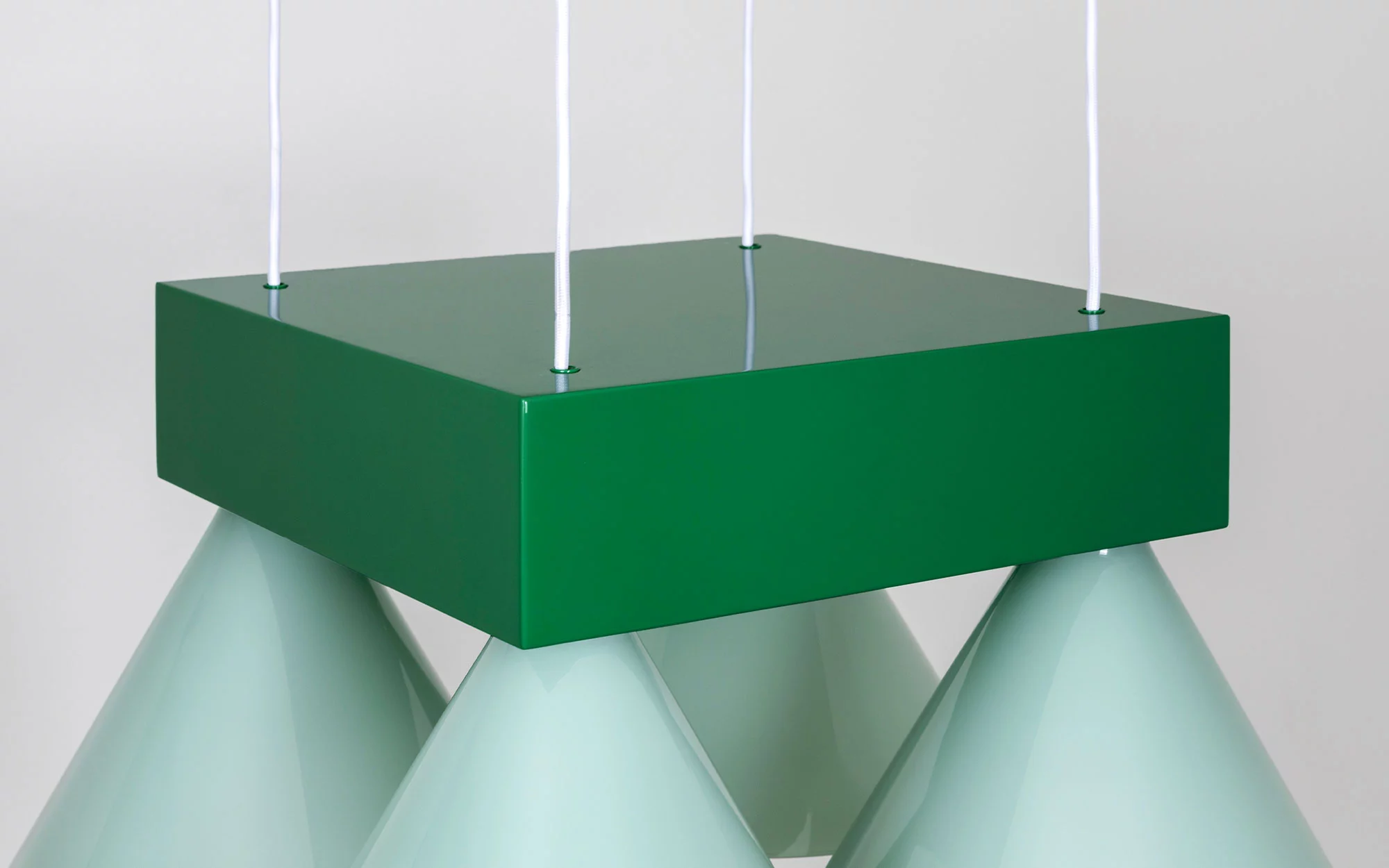 Signal C4S MONOCHROMATIC - Edward and Jay Barber and Osgerby - Pendant light - Galerie kreo