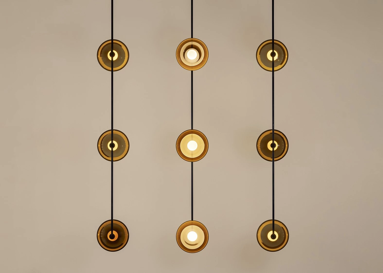Clair-obscur MULTIPLE AMBER - Ronan Bouroullec - Ceiling light - Galerie kreo