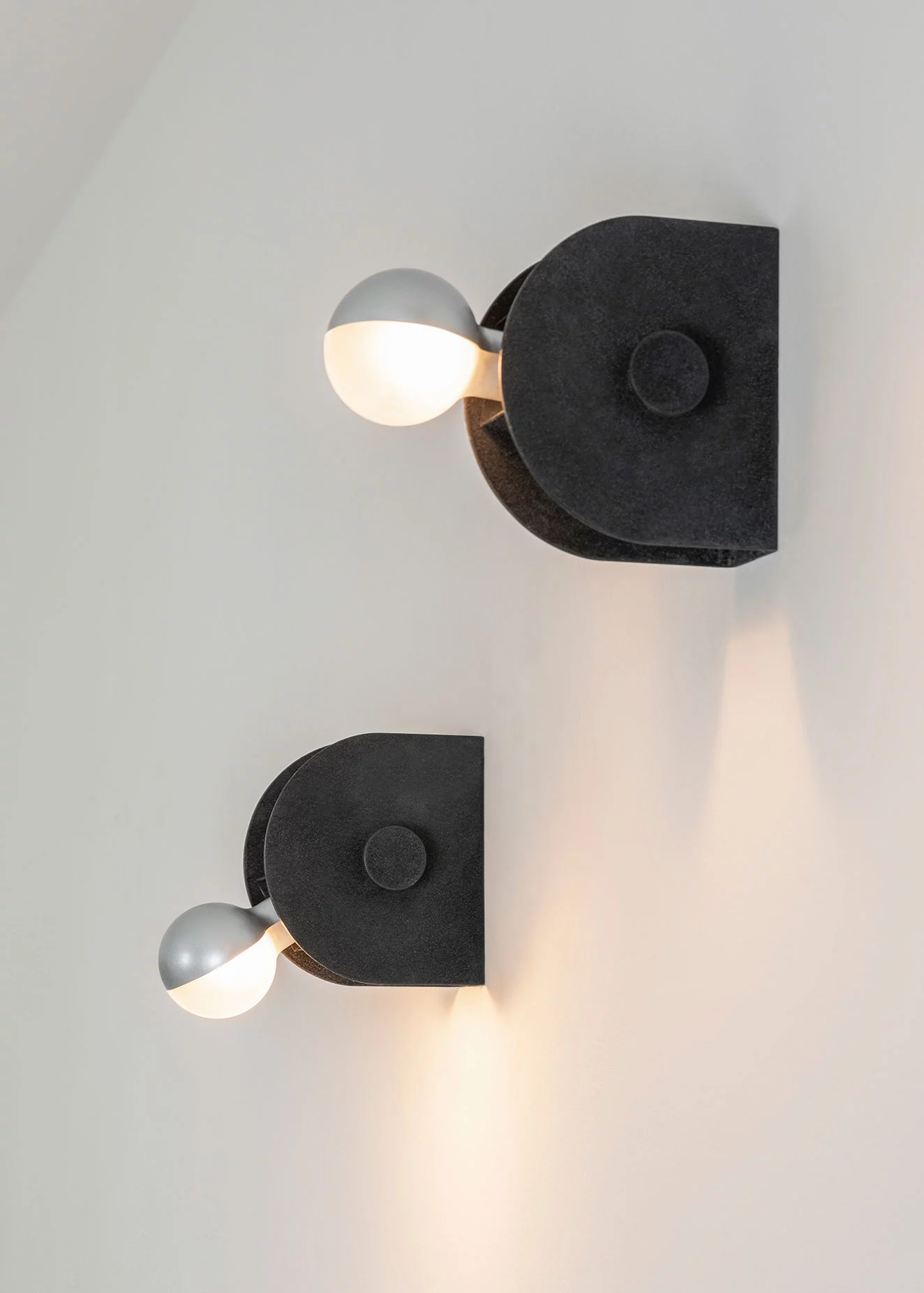 43 - Gino Sarfatti - Wall light - Galerie kreo