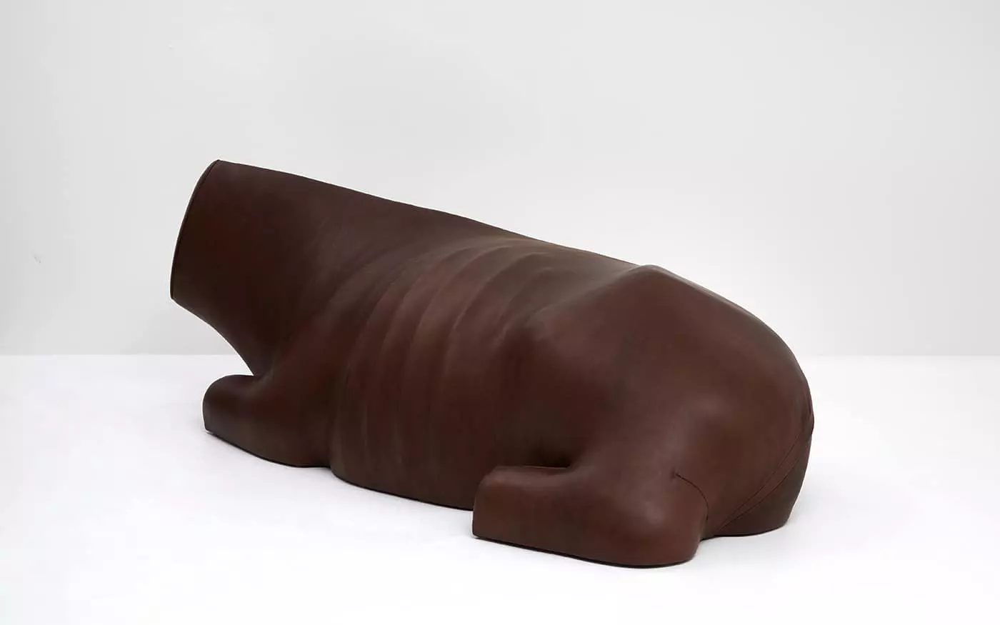 Cowbench - Julia Lohmann - Bench - Galerie kreo