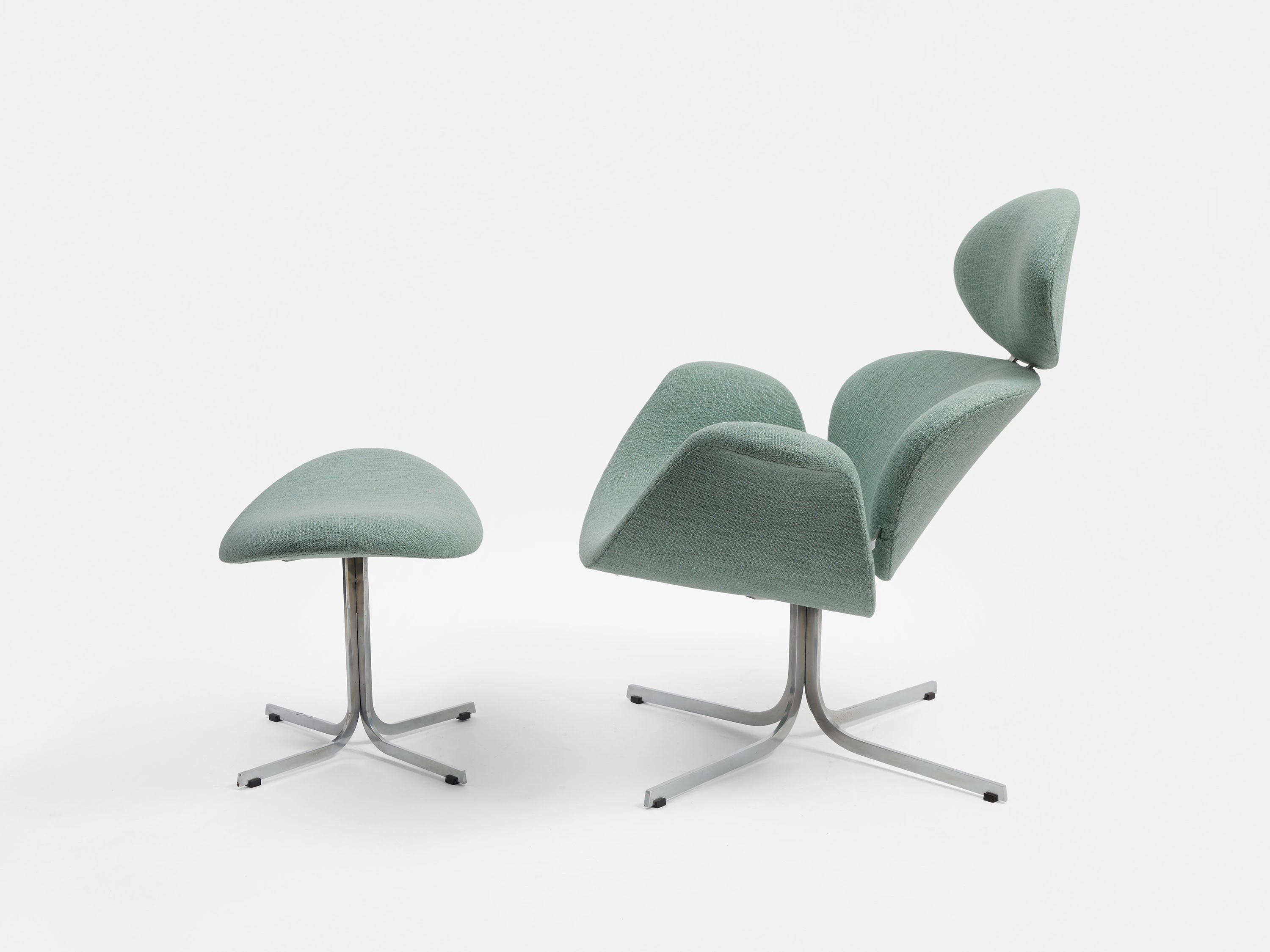 Armchair with ottoman F551 - Pierre Paulin - Seating - Galerie kreo