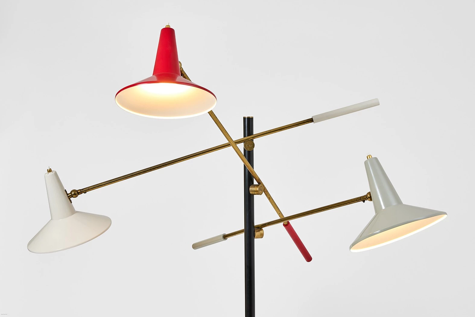Floor light (red & white) - Anonymous - Floor light - Galerie kreo