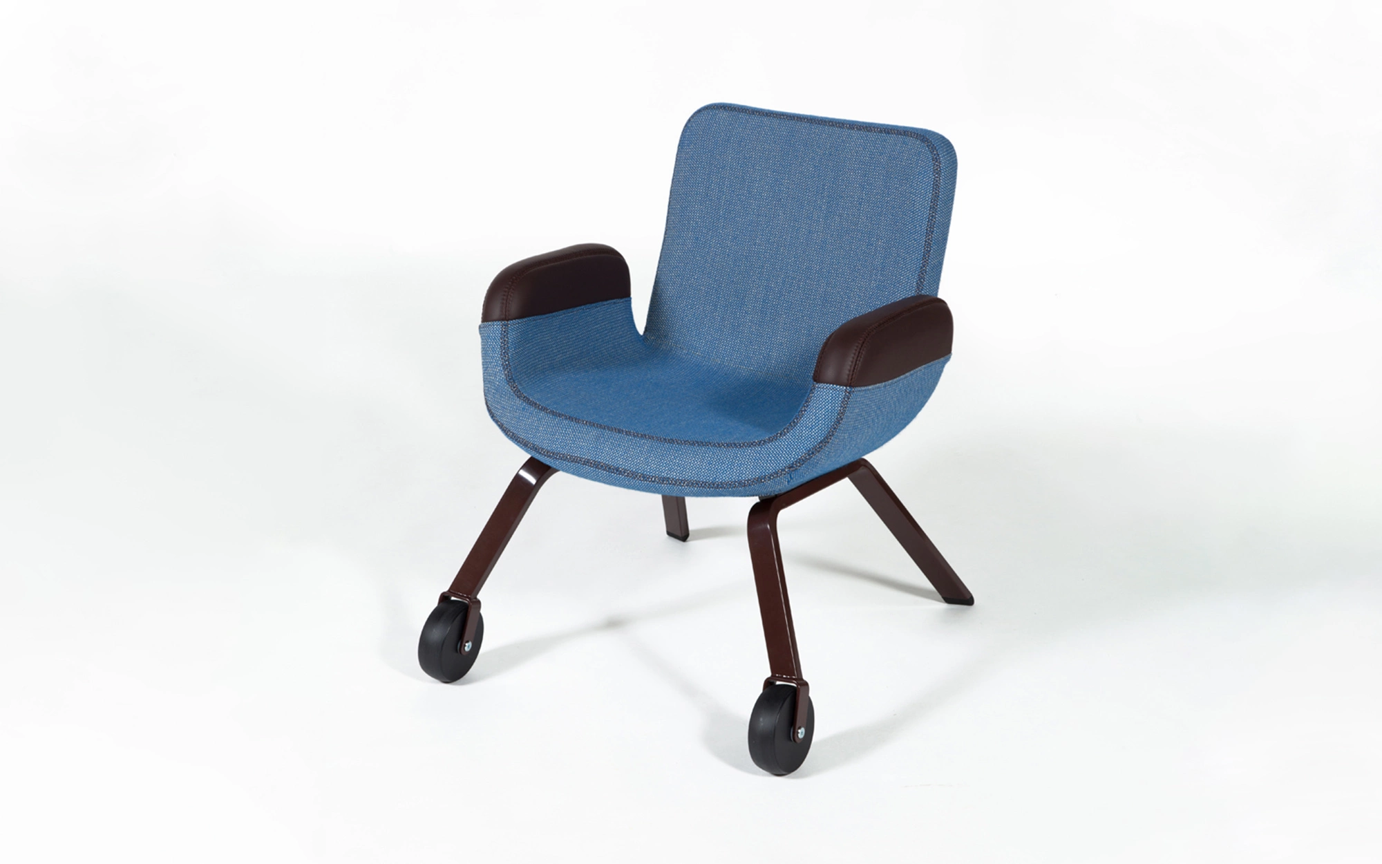 UN Lounge Chair - Hella Jongerius - Chair - Galerie kreo