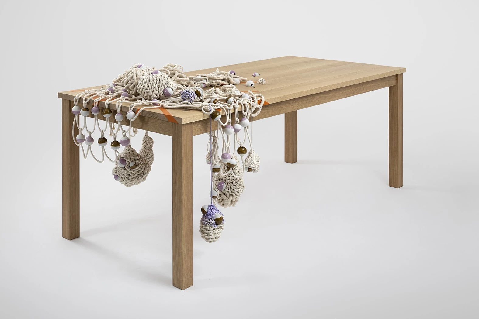 Beads LT - Hella Jongerius - Table - Galerie kreo