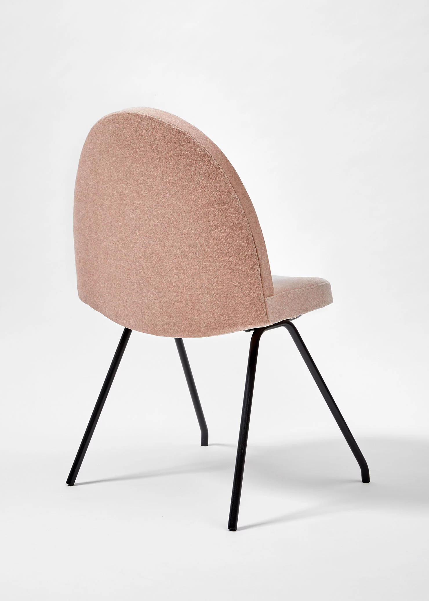 Chair 771 - Joseph-André Motte - Seating - Galerie kreo