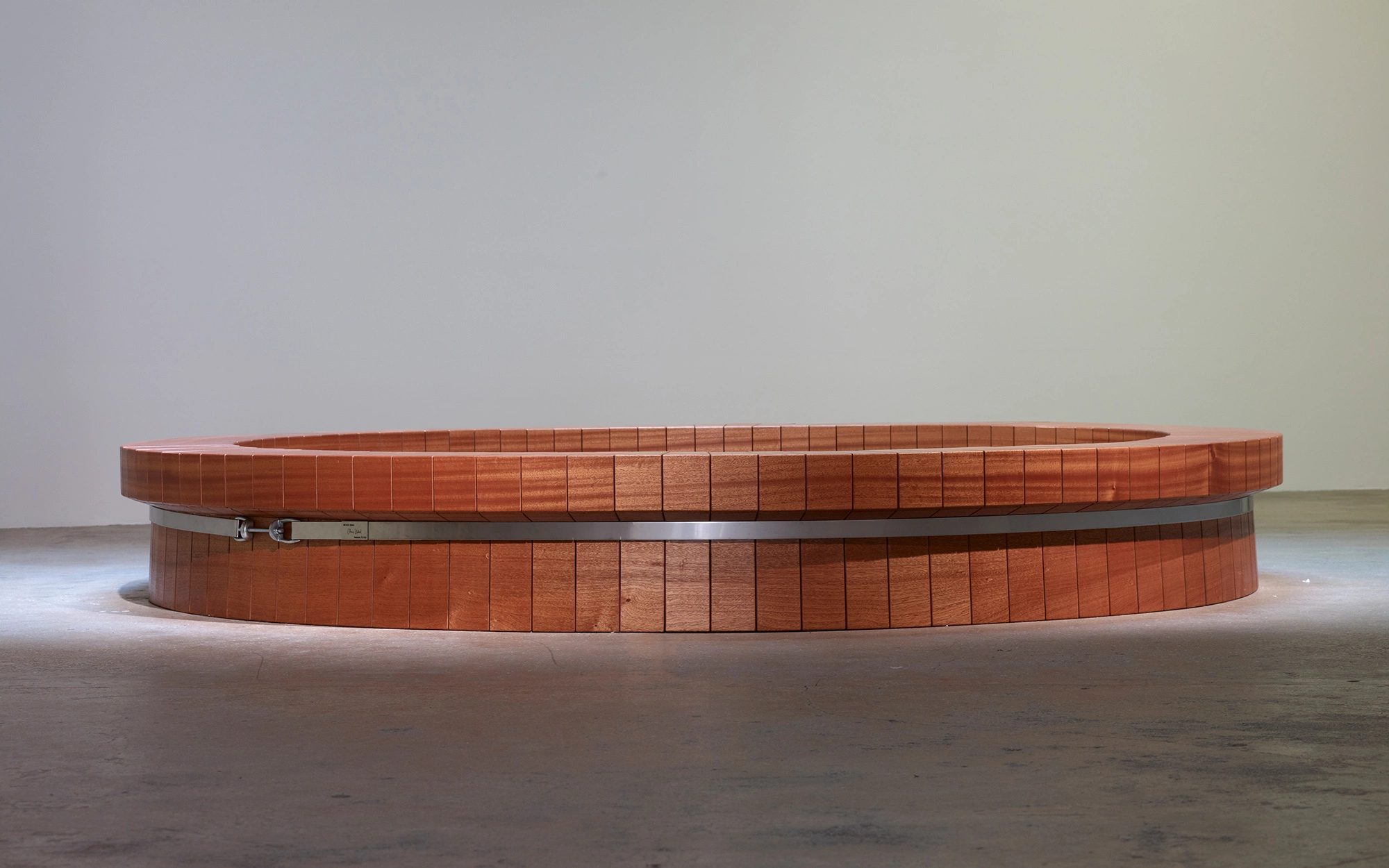 Wood Ring - Chris Kabel - Bench - Galerie kreo