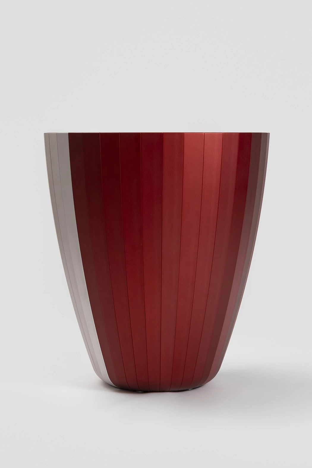 Iris 600 - Edward Barber and Jay Osgerby - Coffee table - Galerie kreo