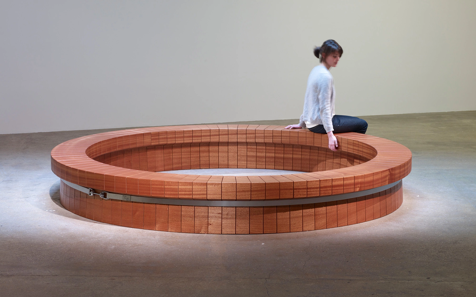 Wood Ring - Chris Kabel - Bench - Galerie kreo