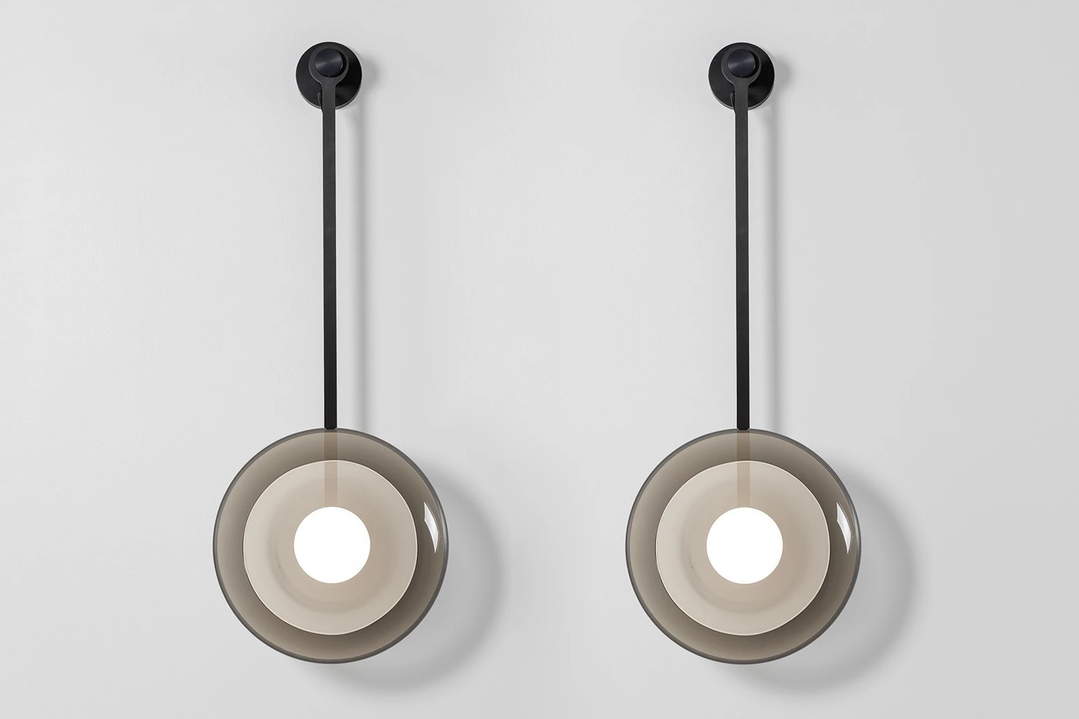 Clair-obscur WALL LIGHT SMOKE - Ronan Bouroullec - Wall light - Galerie kreo
