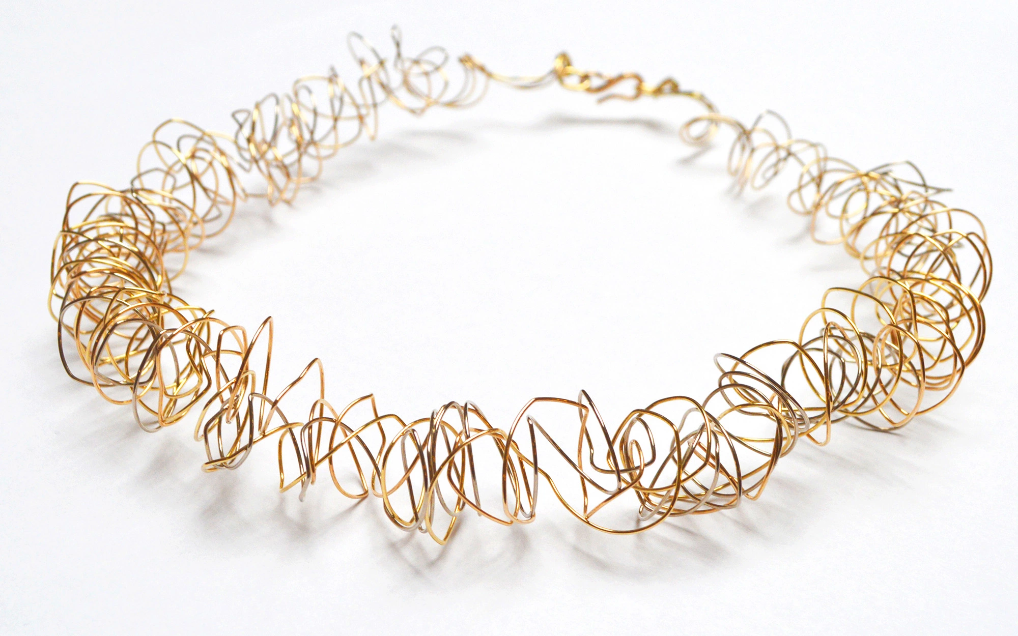 Frémissement yellow gold - Lee Ufan - Jewellery - Galerie kreo