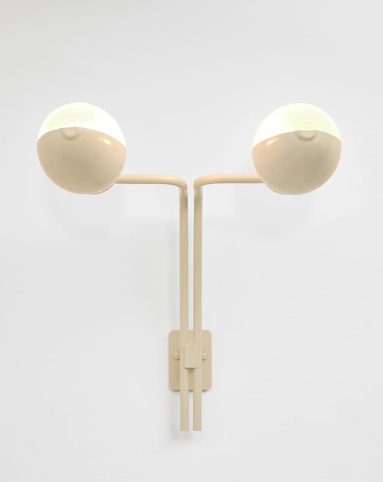 144/C - Franco and Franca Albini and Helg  - Wall light - Galerie kreo