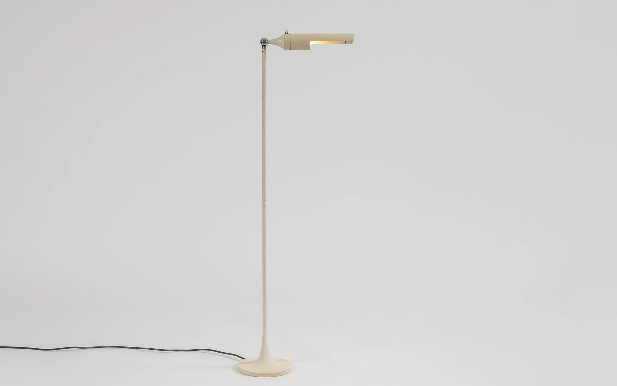 1086 (cream) - Gino Sarfatti - Floor light - Galerie kreo