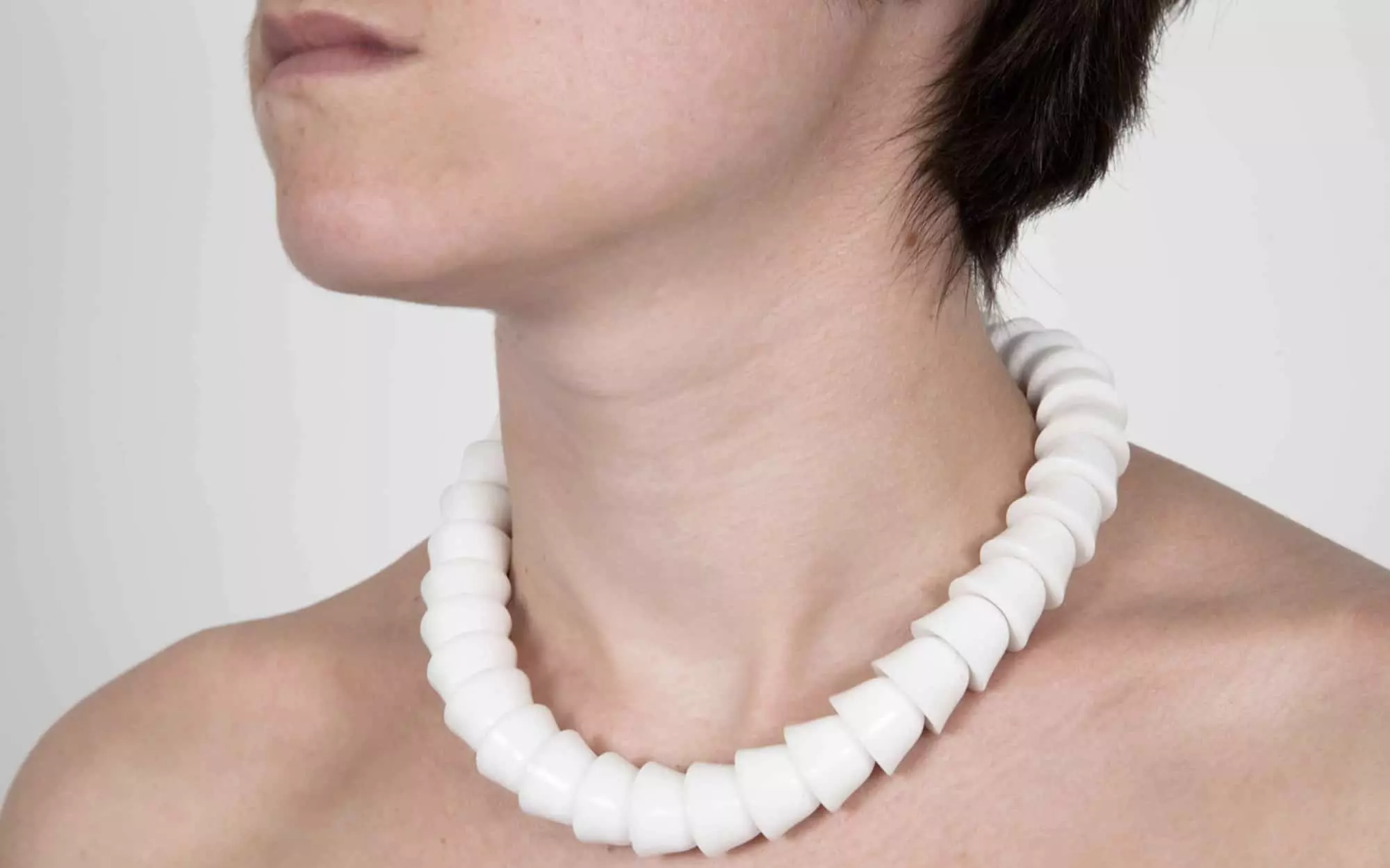 Perles de marbre  - Ronan & Erwan Bouroullec - Jewellery - Galerie kreo