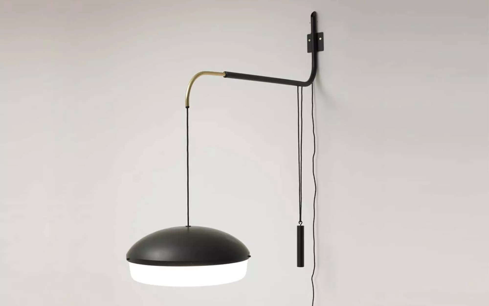 233 - Gino Sarfatti - Wall light - Galerie kreo