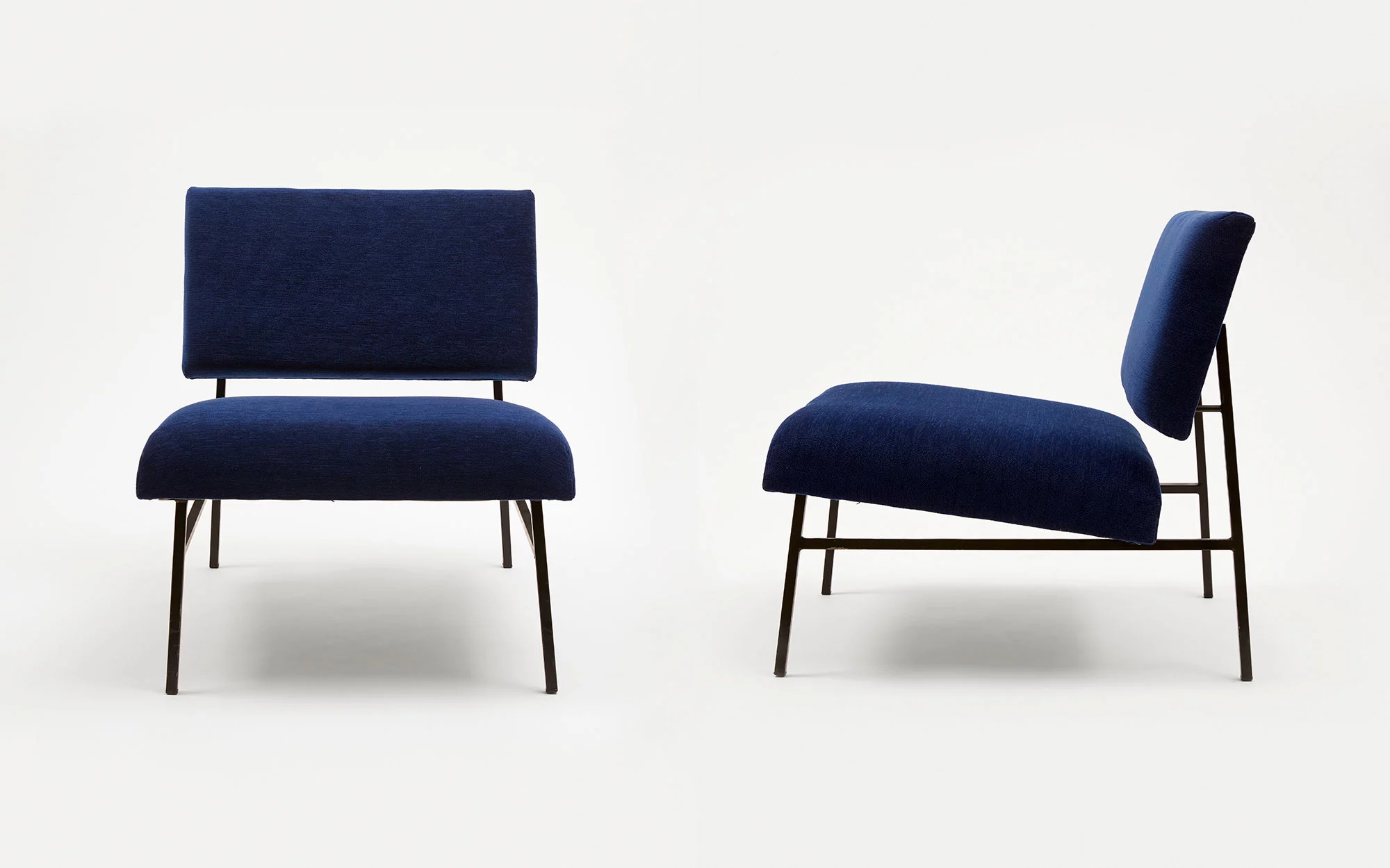 Low chairs (blue) - Gérard Guermonprez - seating armchair- Galerie kreo