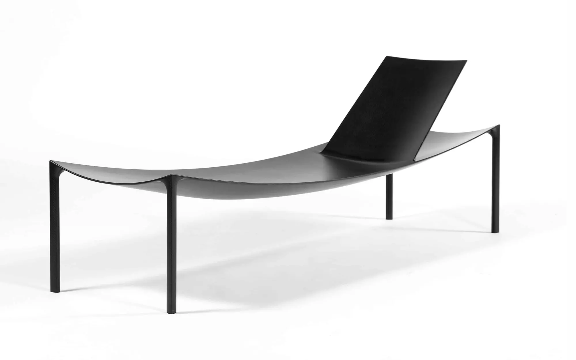 Karbon Lounge Chair - Konstantin Grcic - Floor light - Galerie kreo