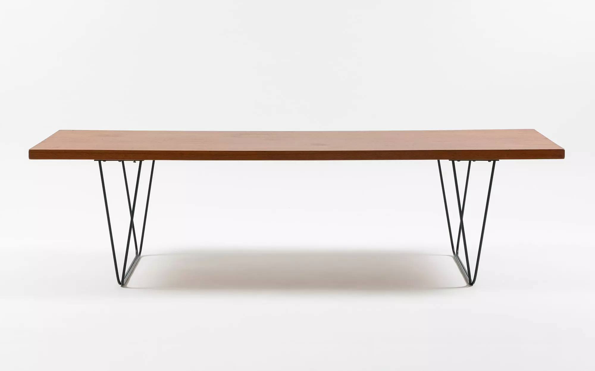 CM 191 coffee table  - Pierre Paulin - Seating - Galerie kreo