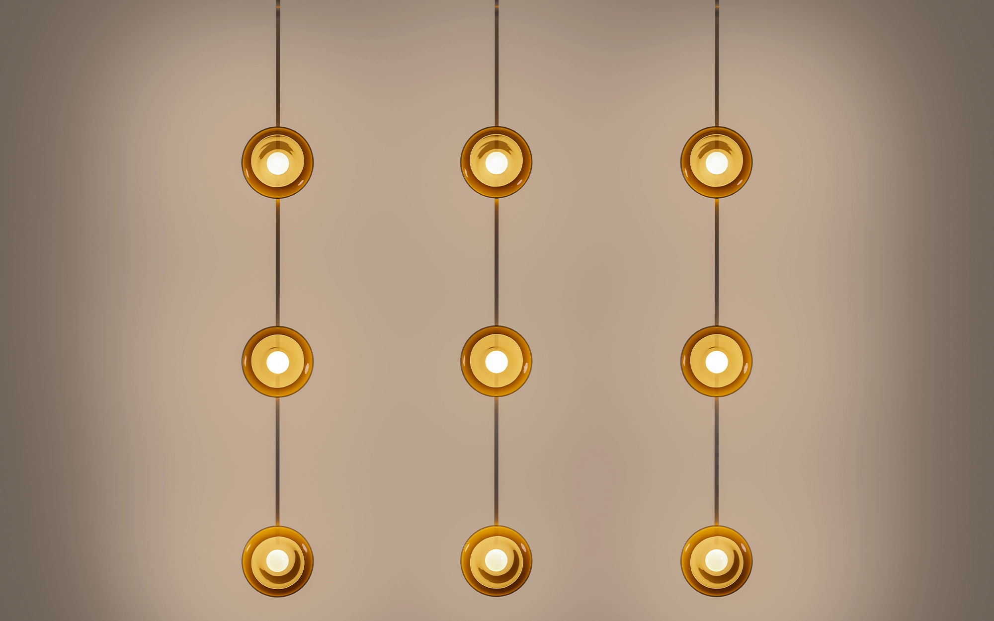 Clair-obscur MULTIPLE AMBER - Ronan Bouroullec - Ceiling light - Galerie kreo