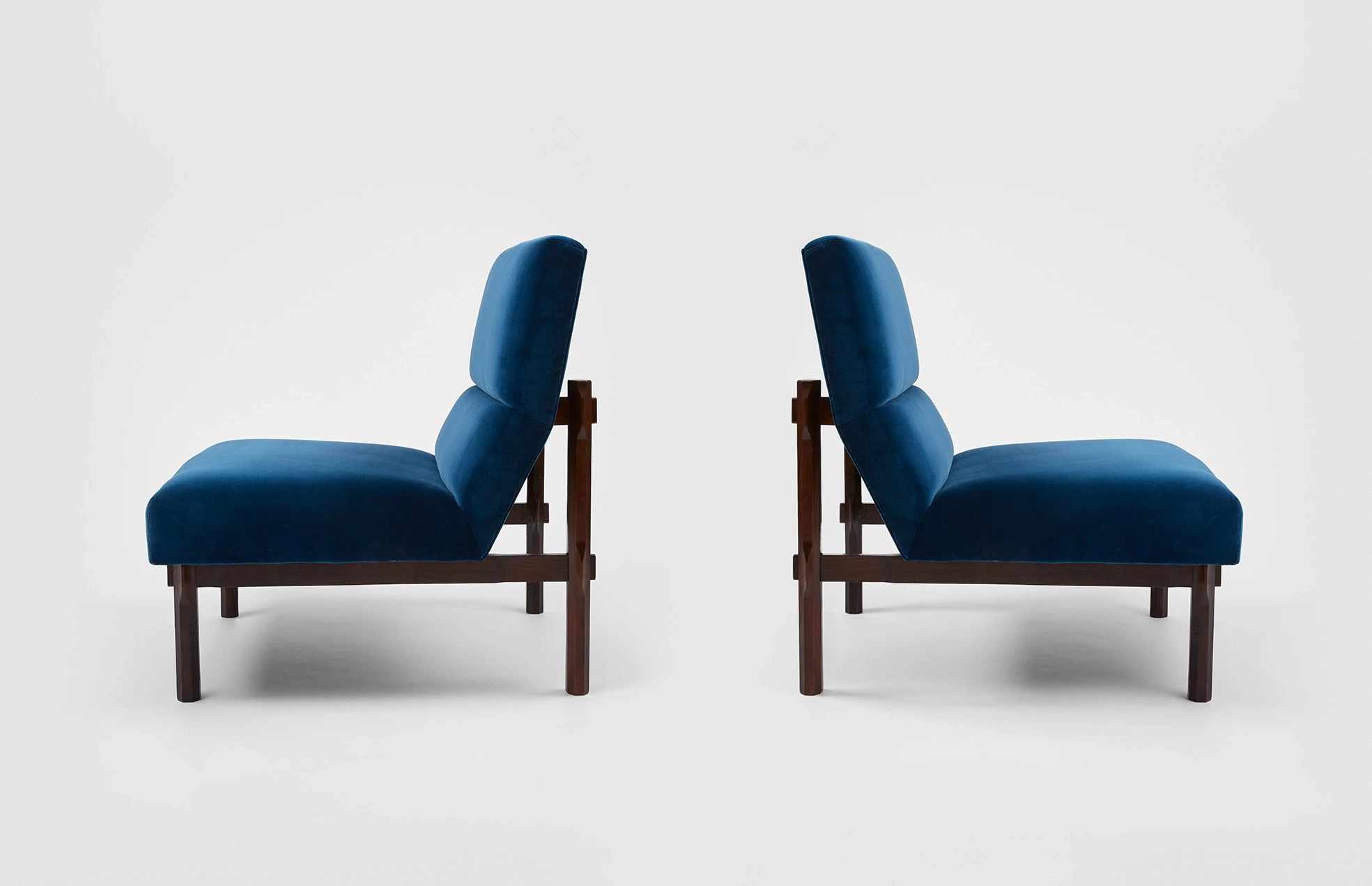 Armchair model n°869 - Ico & Luisa Parisi  - Armchair - Galerie kreo