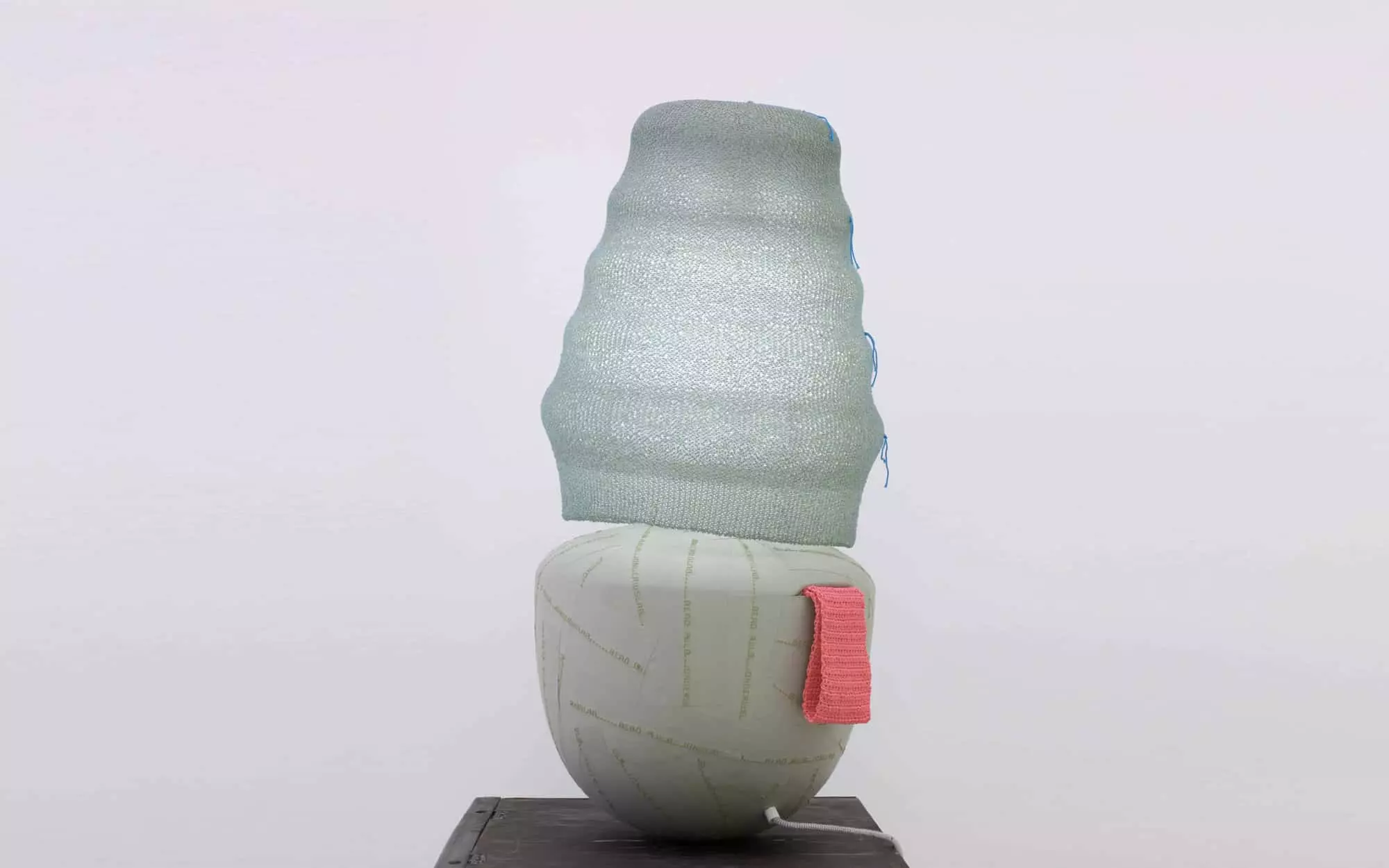 Bead Bulb - Hella Jongerius - Object - Galerie kreo