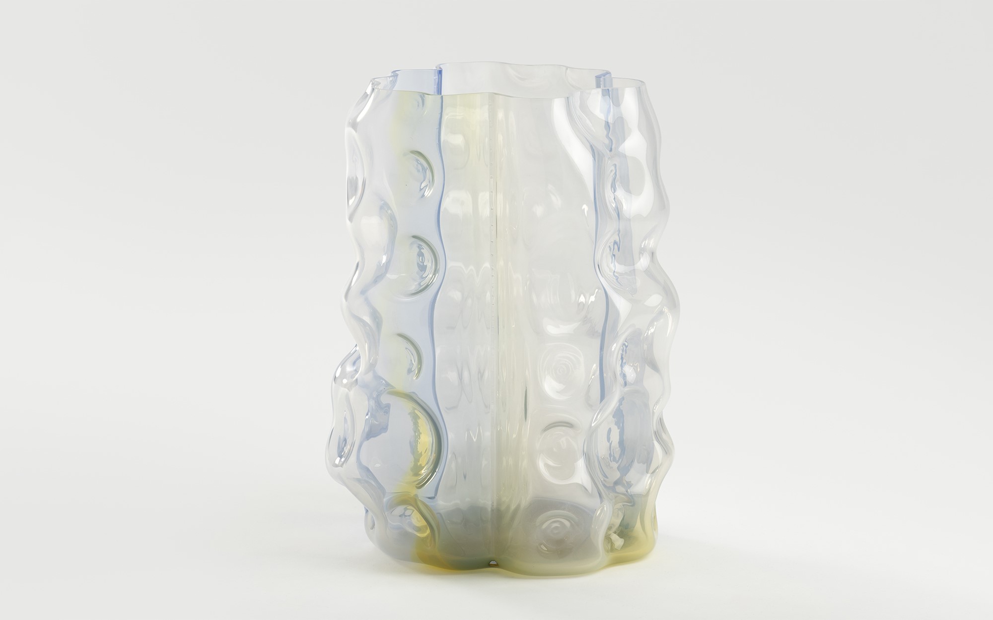 Solid Air, Liquid Colour  - Tejo Remy - .