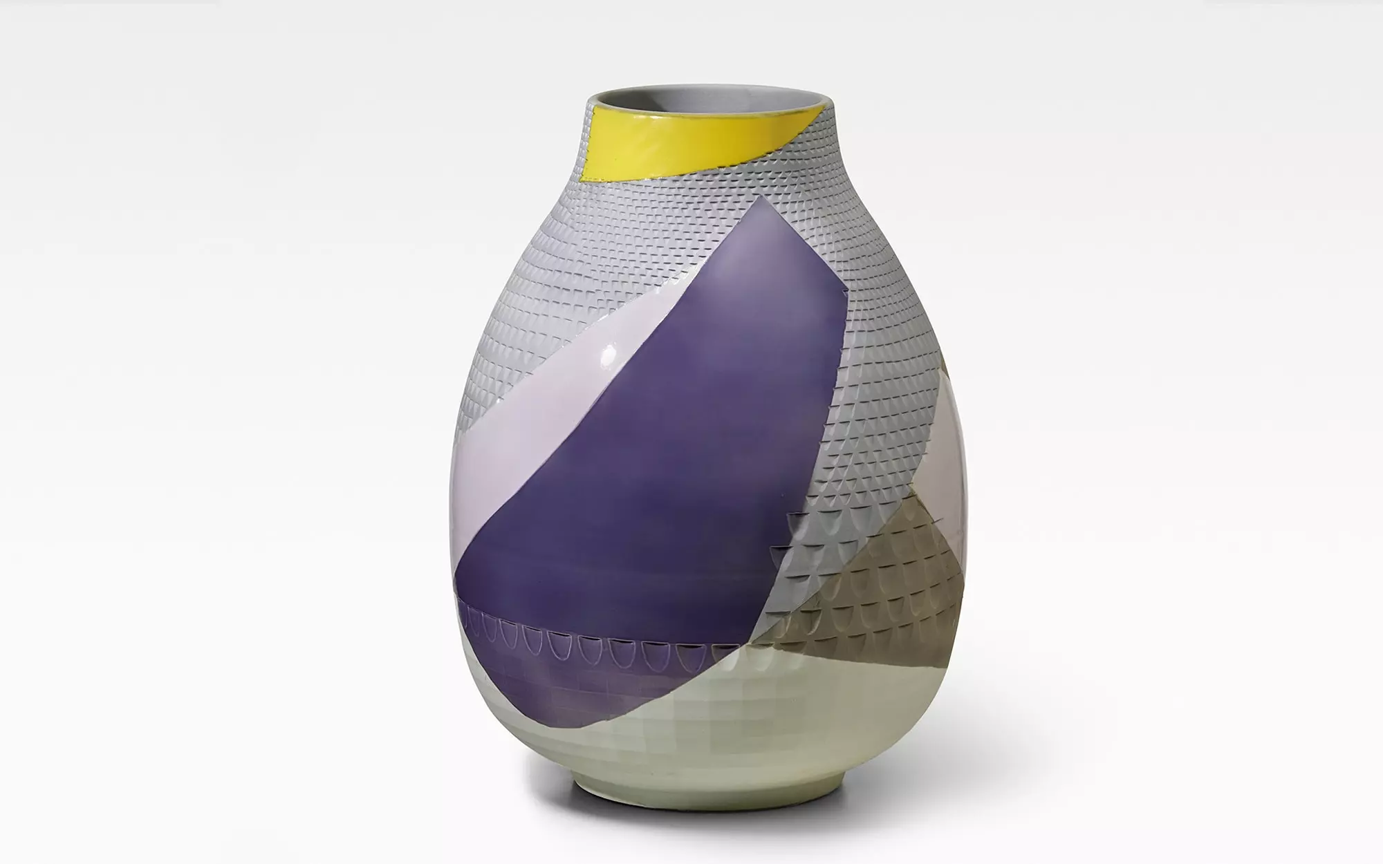 Diamond Vase - Day - Hella Jongerius - Lucas Ratton x kamel mennour x Galerie kreo @Saint-Tropez.