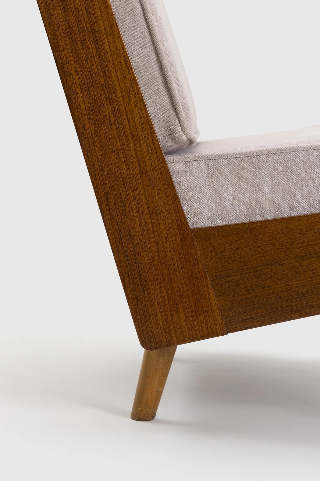 Slat Chair (2) (pink) - Robin Day - Seating - Galerie kreo