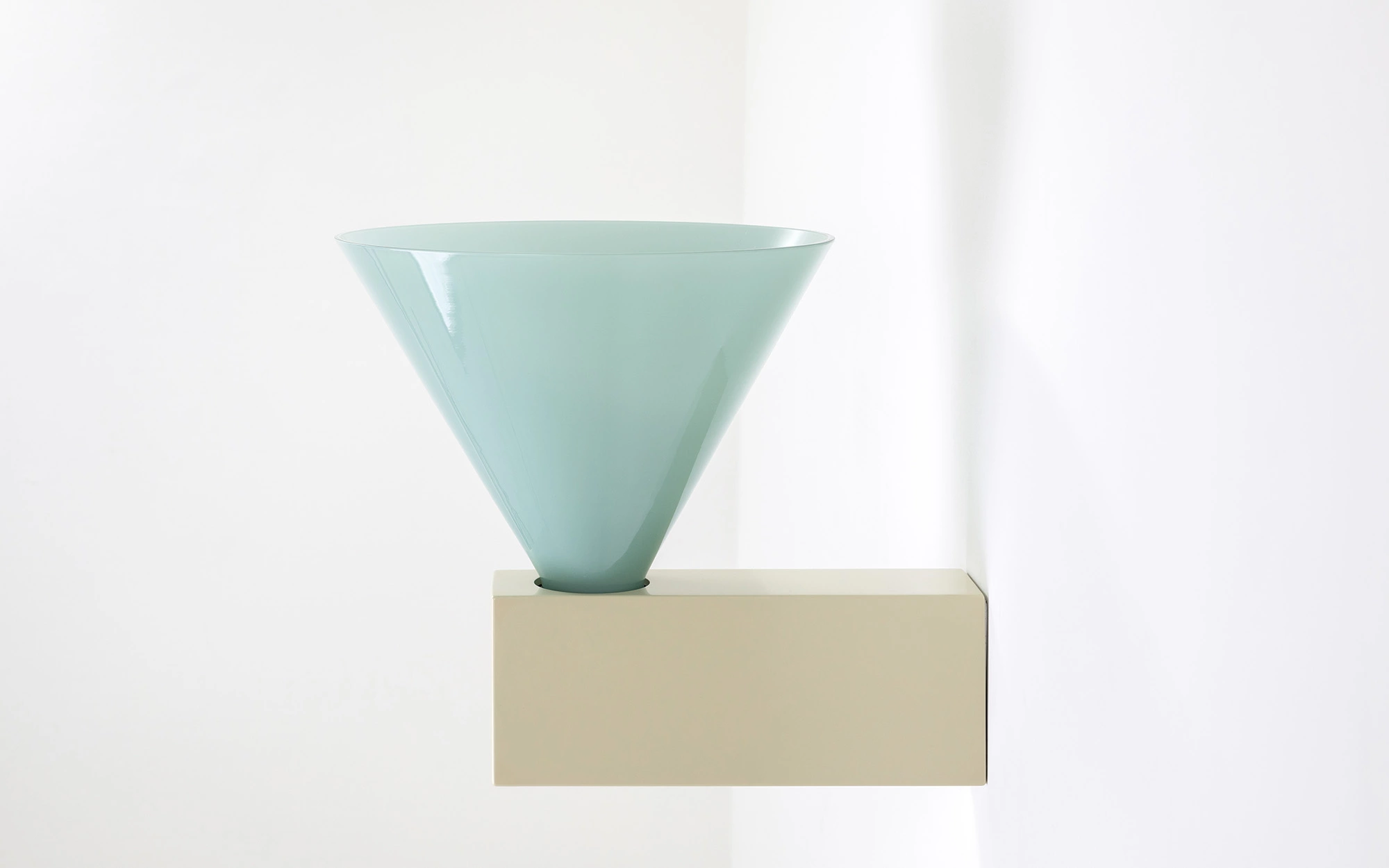 Edward Barber and Jay Osgerby create a collection of polychromatic 'signal'  lights with cones and blown glass in Murano for Galerie Kreo in London -  Global Design News