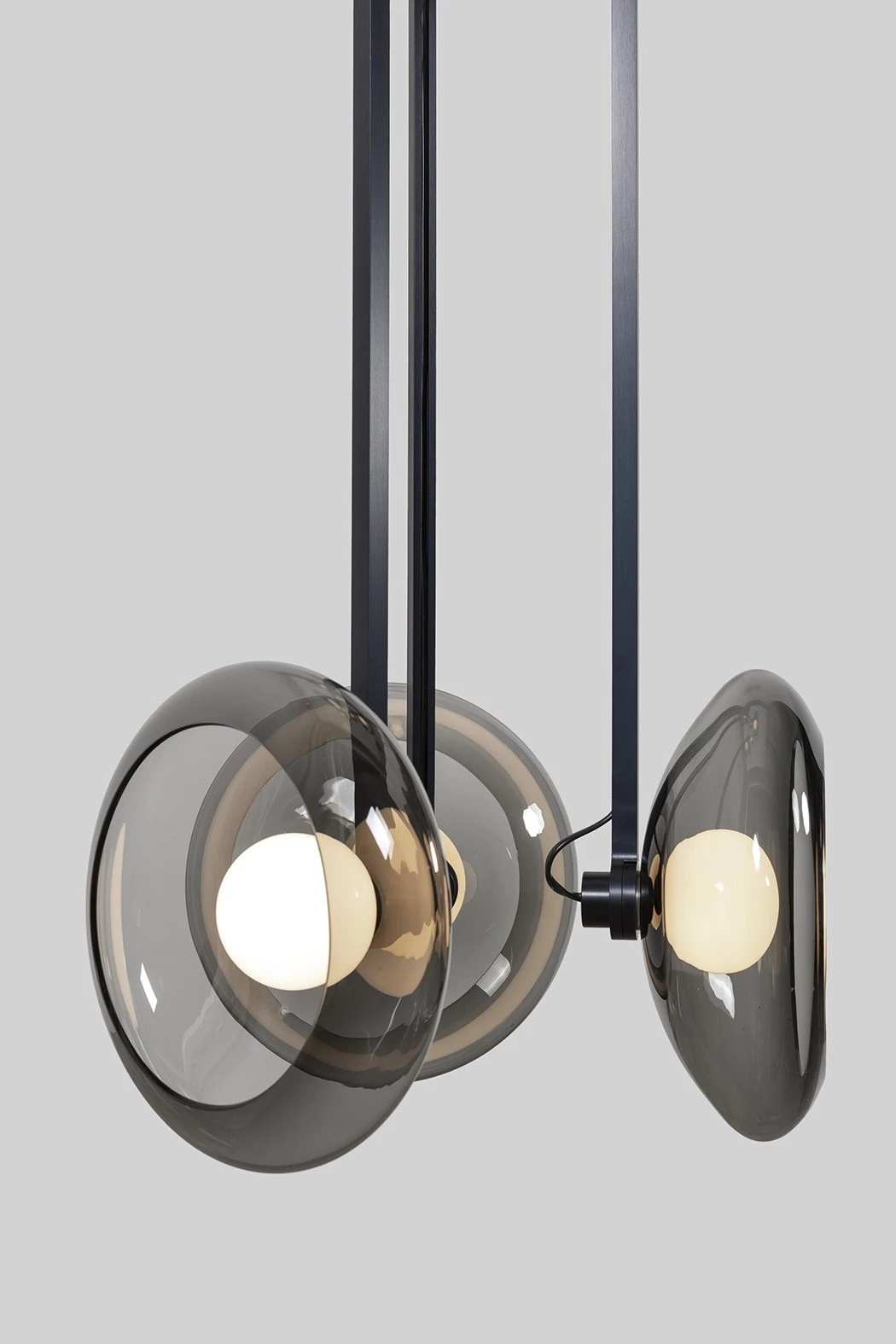 Clair-obscur MULTIPLE SMOKE - Ronan Bouroullec - Ceiling light - Galerie kreo