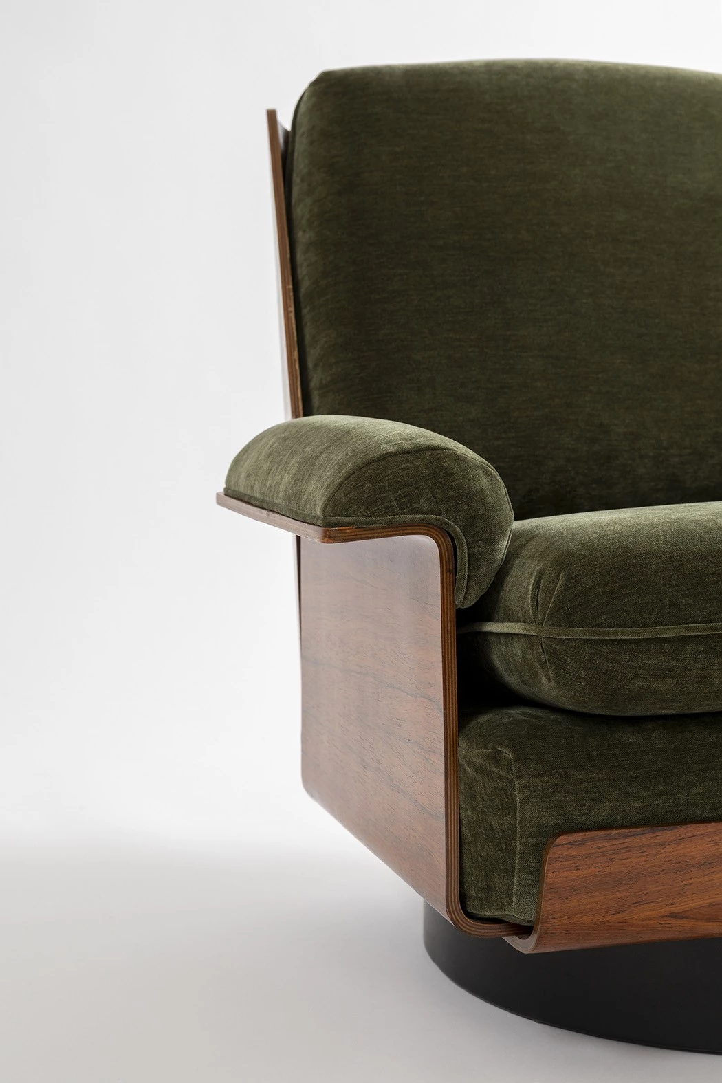 Viborg armchair (1)  - Bernard Brunier - Seating - Galerie kreo