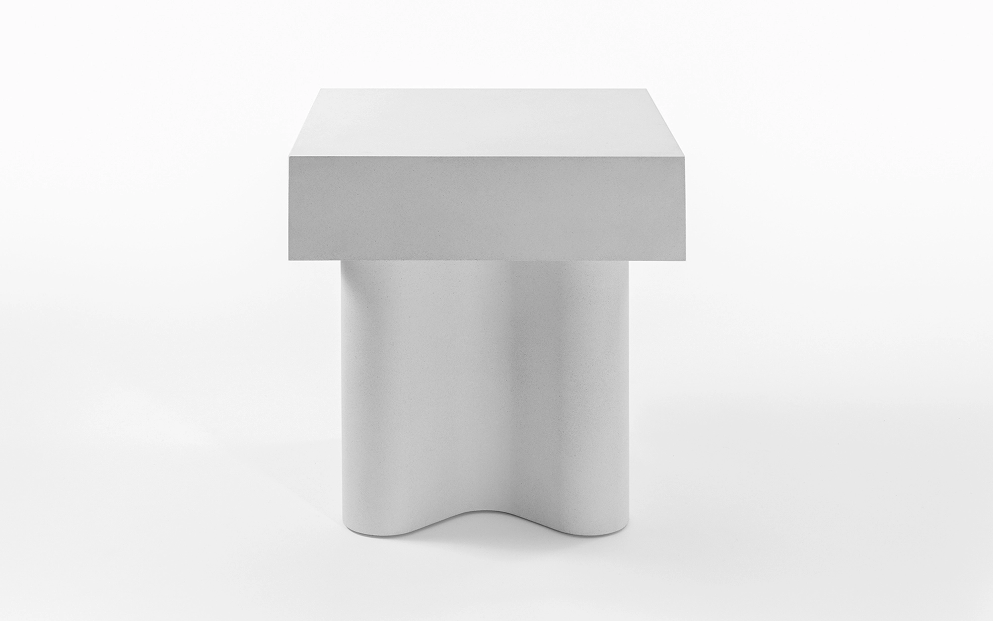 Azo-X side table - François Bauchet - Lucas Ratton x kamel mennour x Galerie kreo @Saint-Tropez.