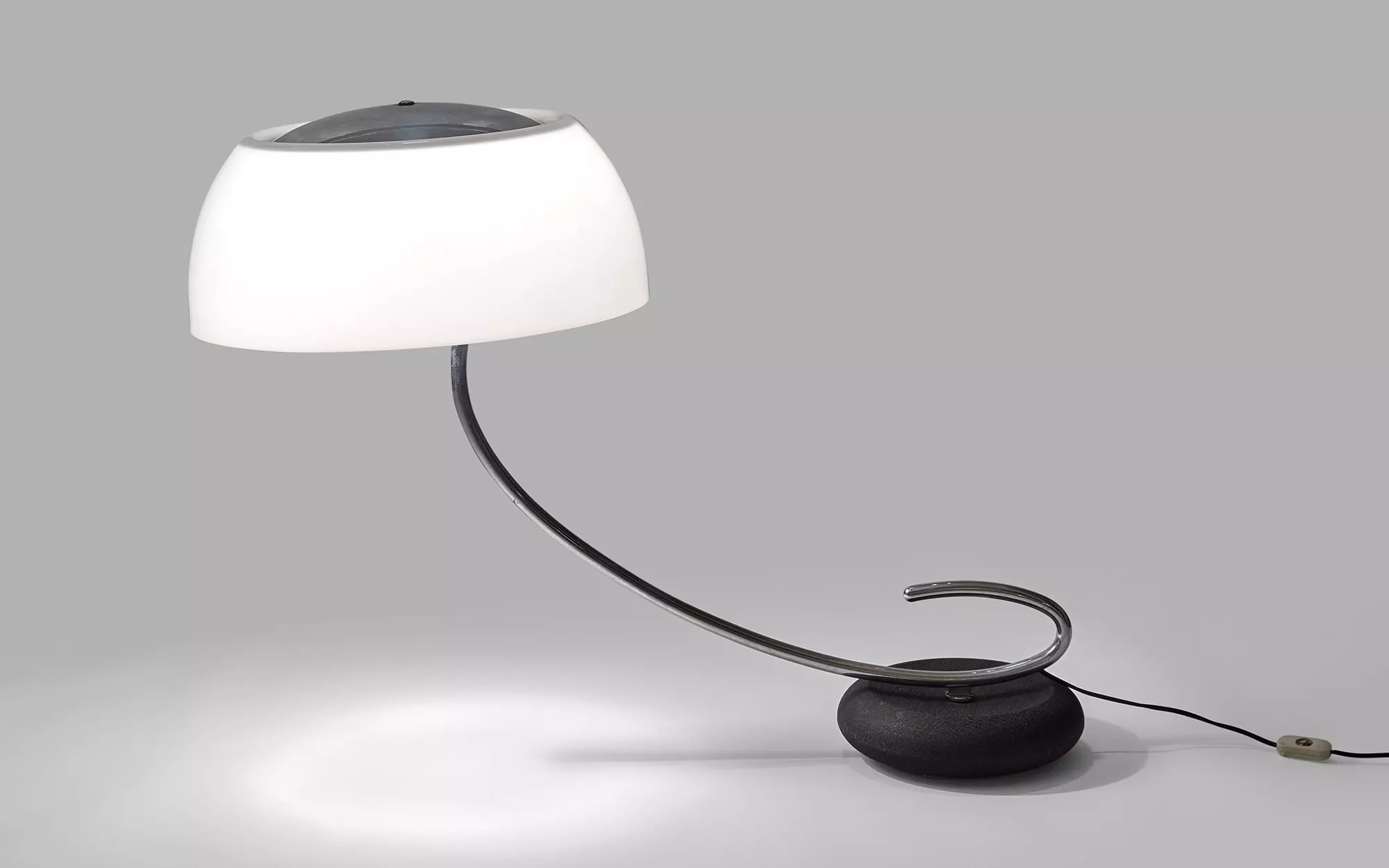 538 - Gino Sarfatti - Table light - Galerie kreo