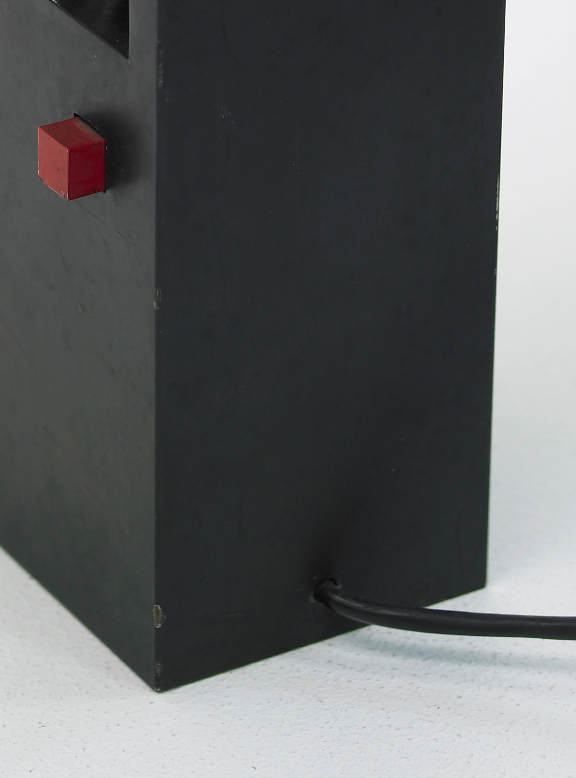 Contrast - Angelo Lelii - Table light - Galerie kreo