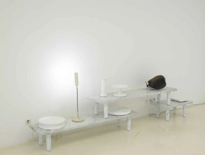 Alessandro Mendini  - a white show