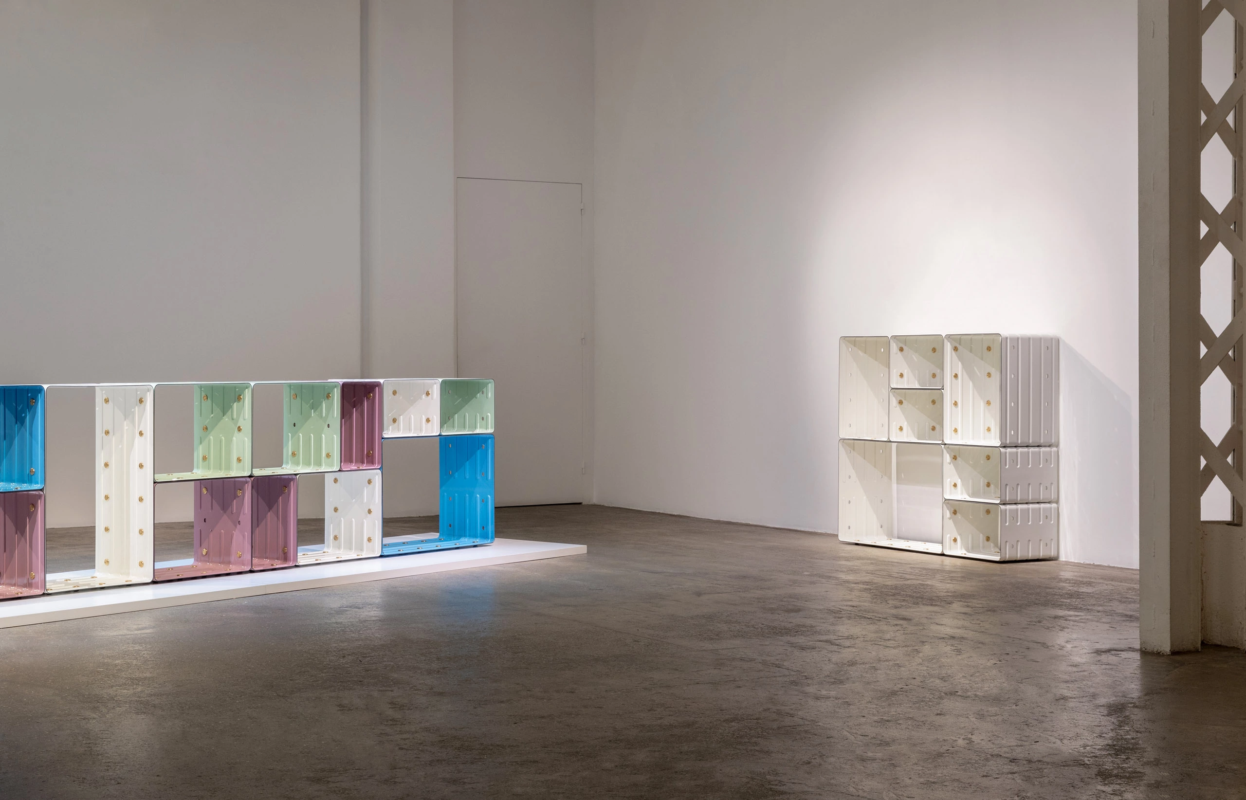 marc newson designs quobus, an enameled steel bookshelf for galerie kreo