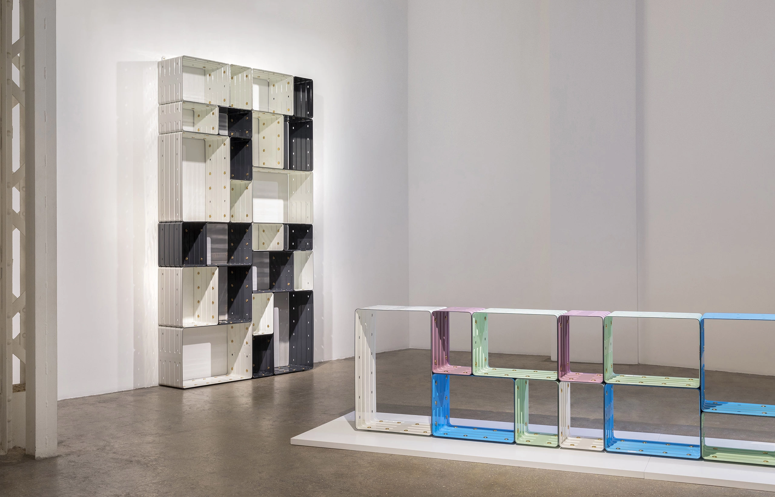 marc newson designs quobus, an enameled steel bookshelf for galerie kreo