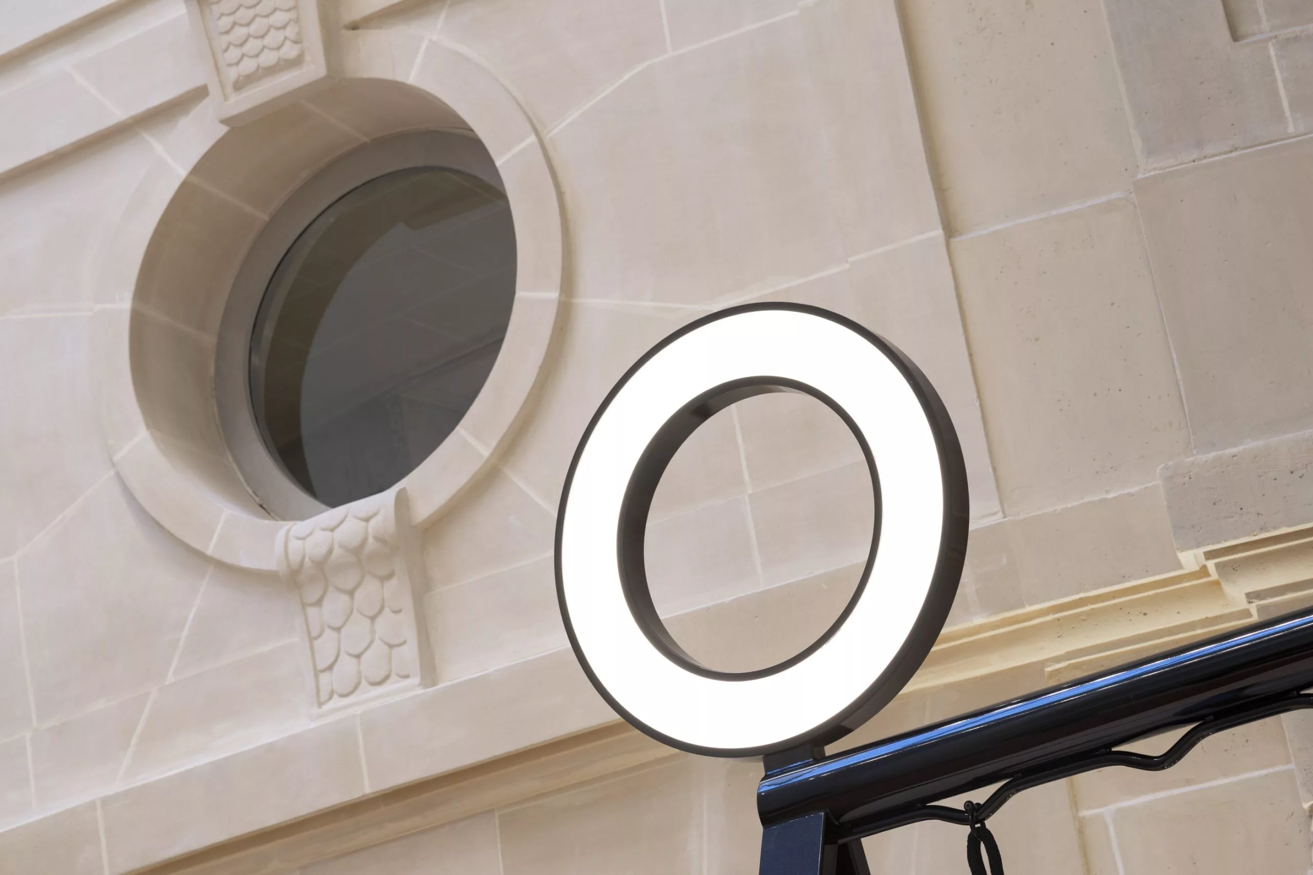 Virgil Abloh  - kreo: icons of the 21st century